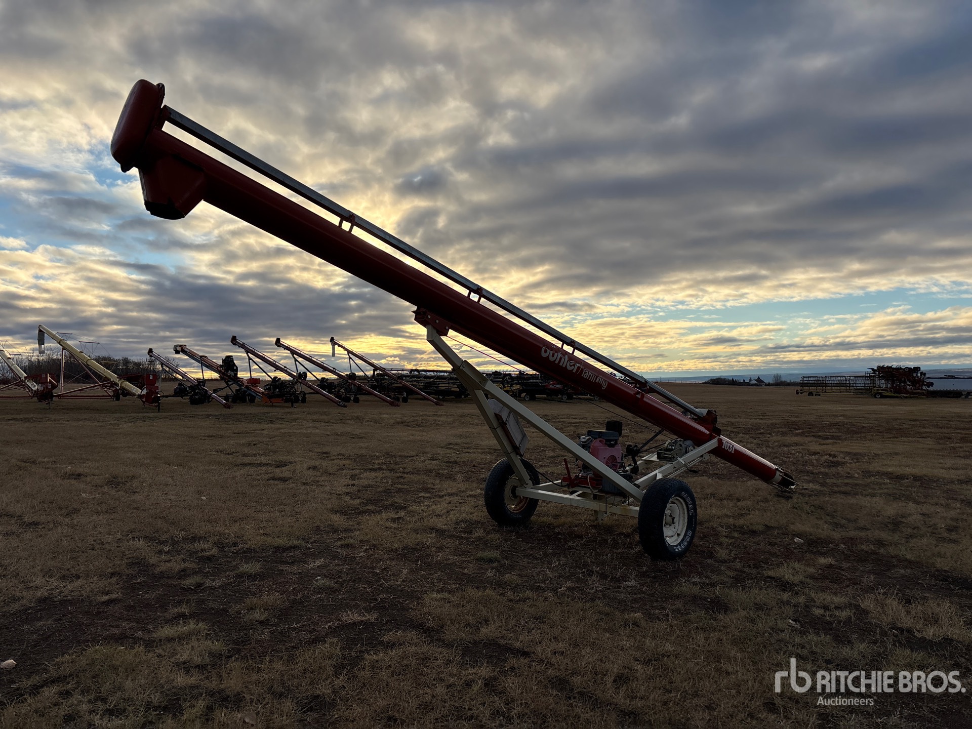 General Appearance with Bild, Ecke hinten rechts