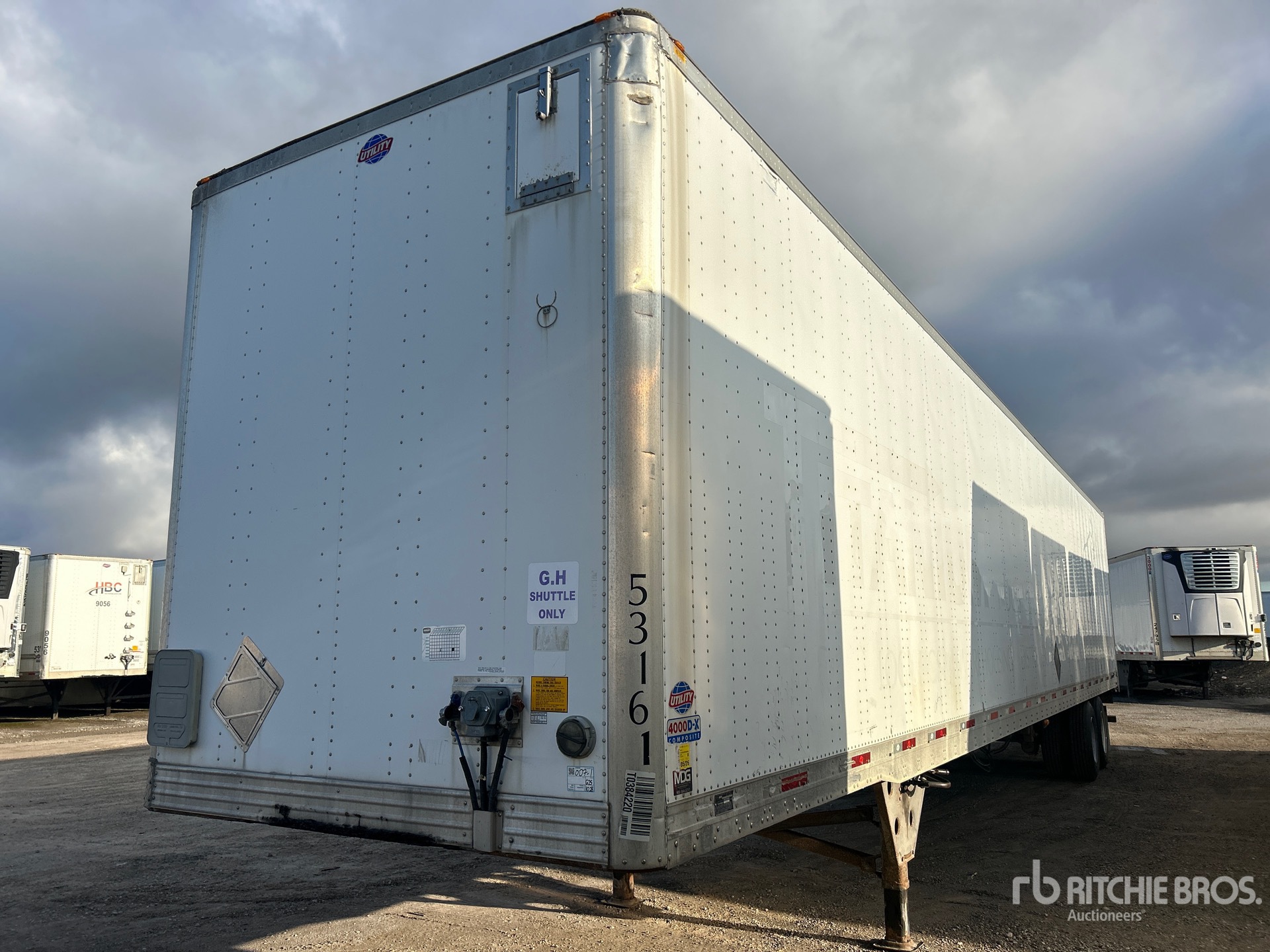 Aspect général with Image, coin avant gauche