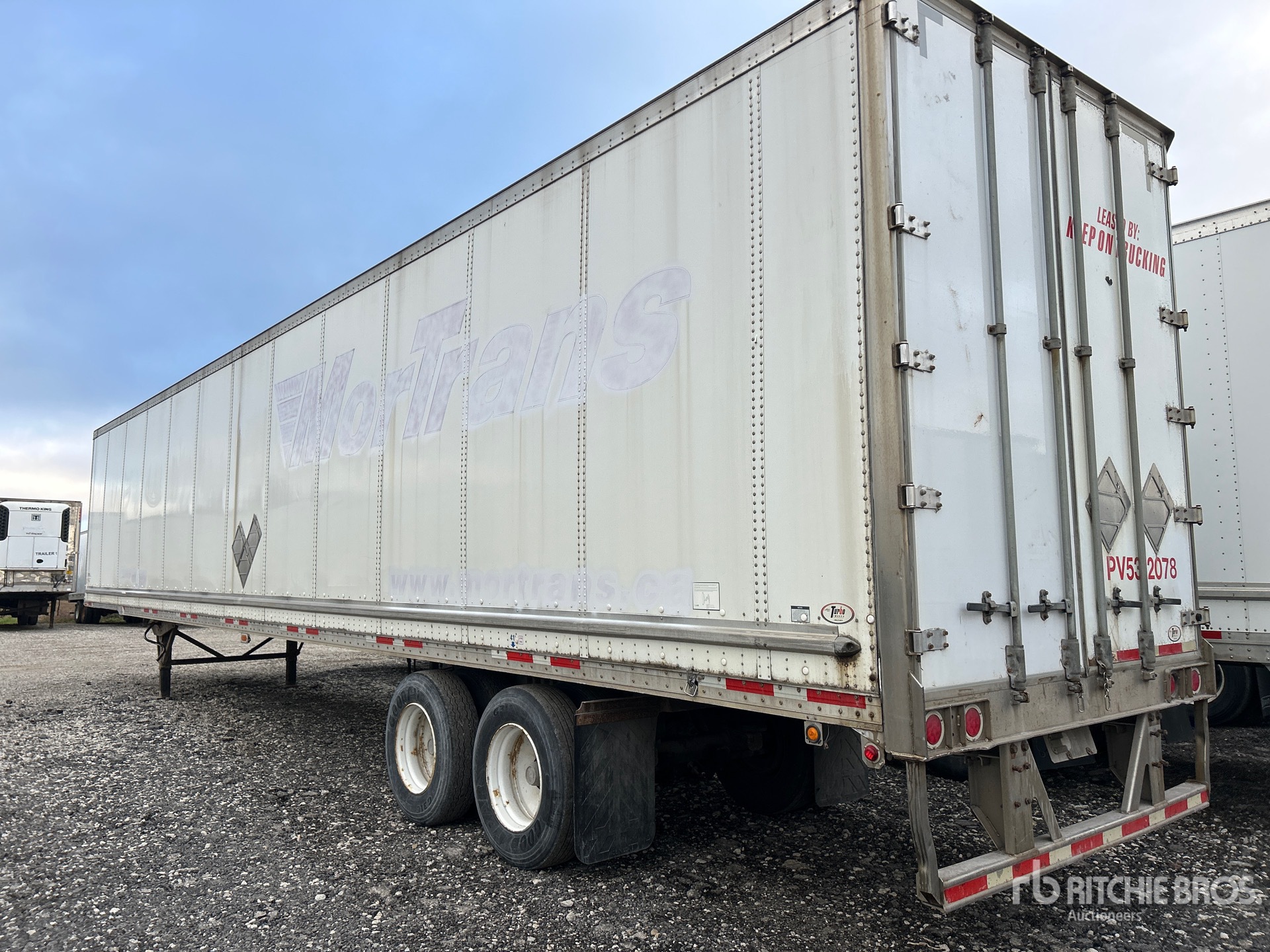 General Appearance with Imagen: esquina trasera izquierda