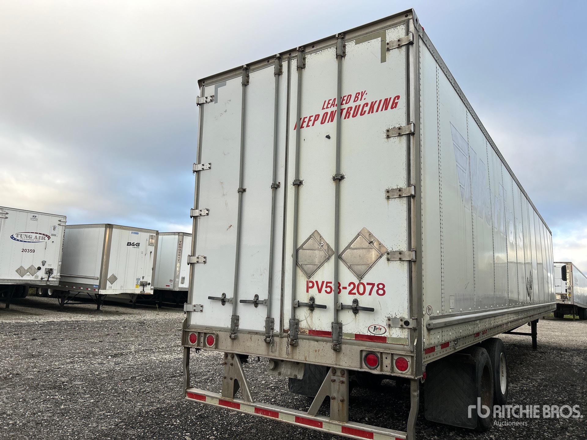 General Appearance with Imagen: esquina trasera derecha