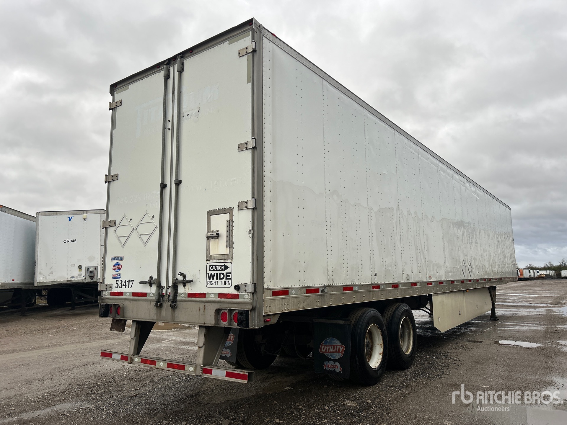 General Appearance with Picture, Right Rear Corner