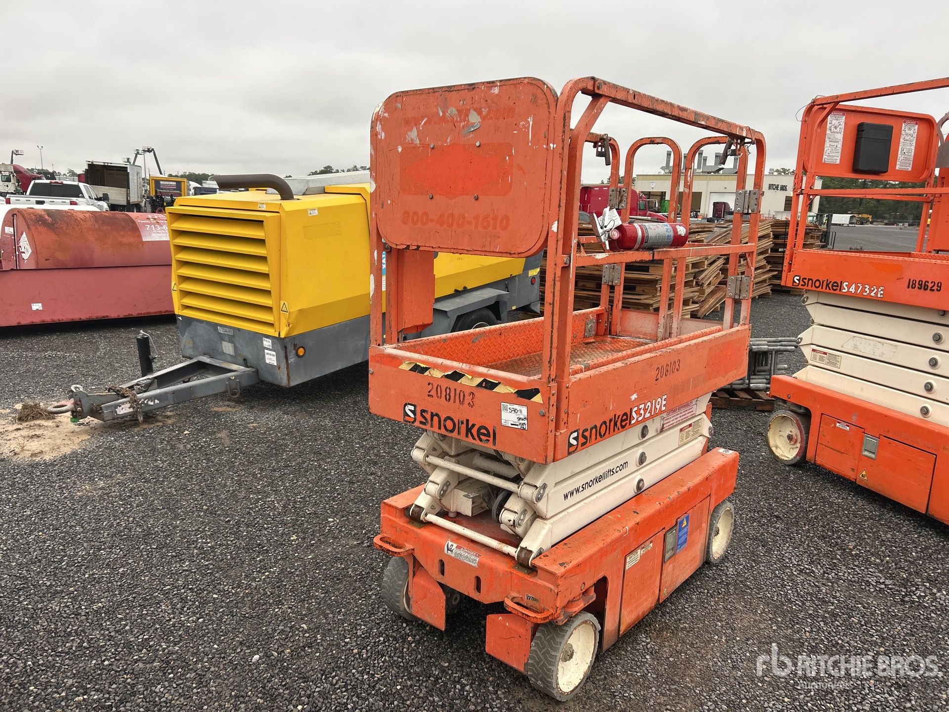 General Appearance with Picture, Left Front Corner