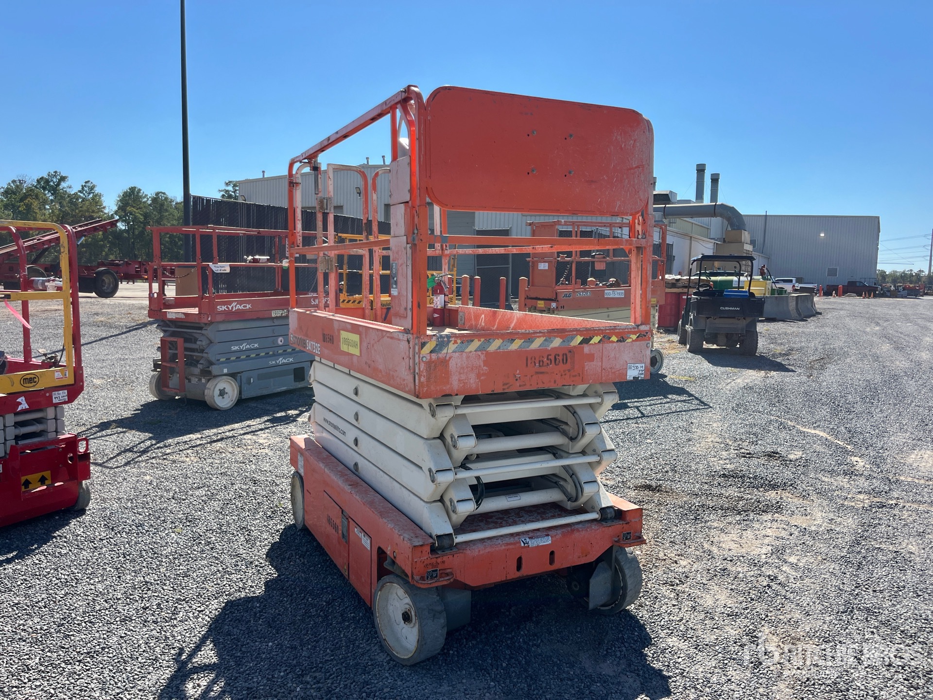 Aspect général with Image, coin arrière gauche