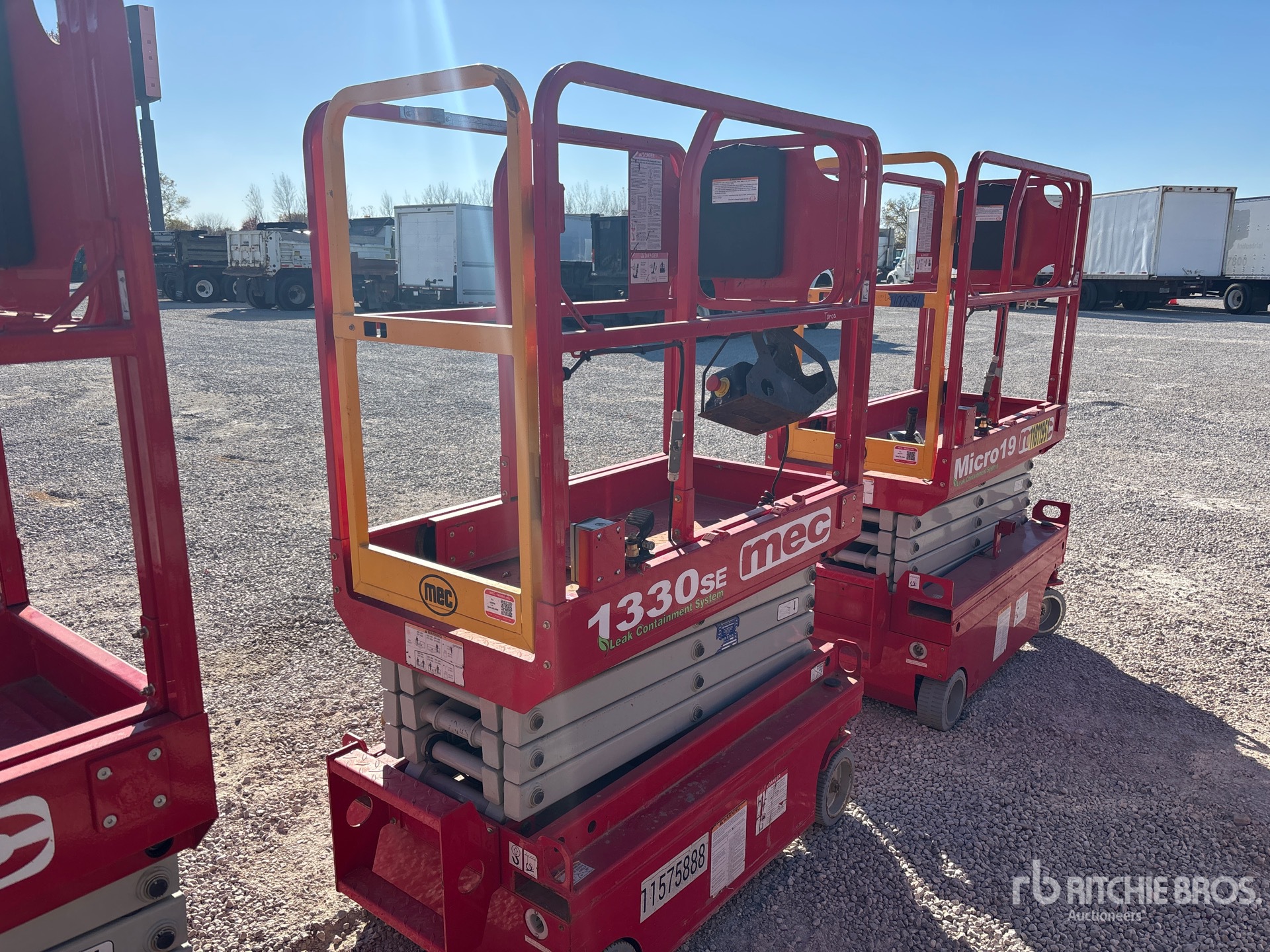 General Appearance with Foto, angolo anteriore sinistro