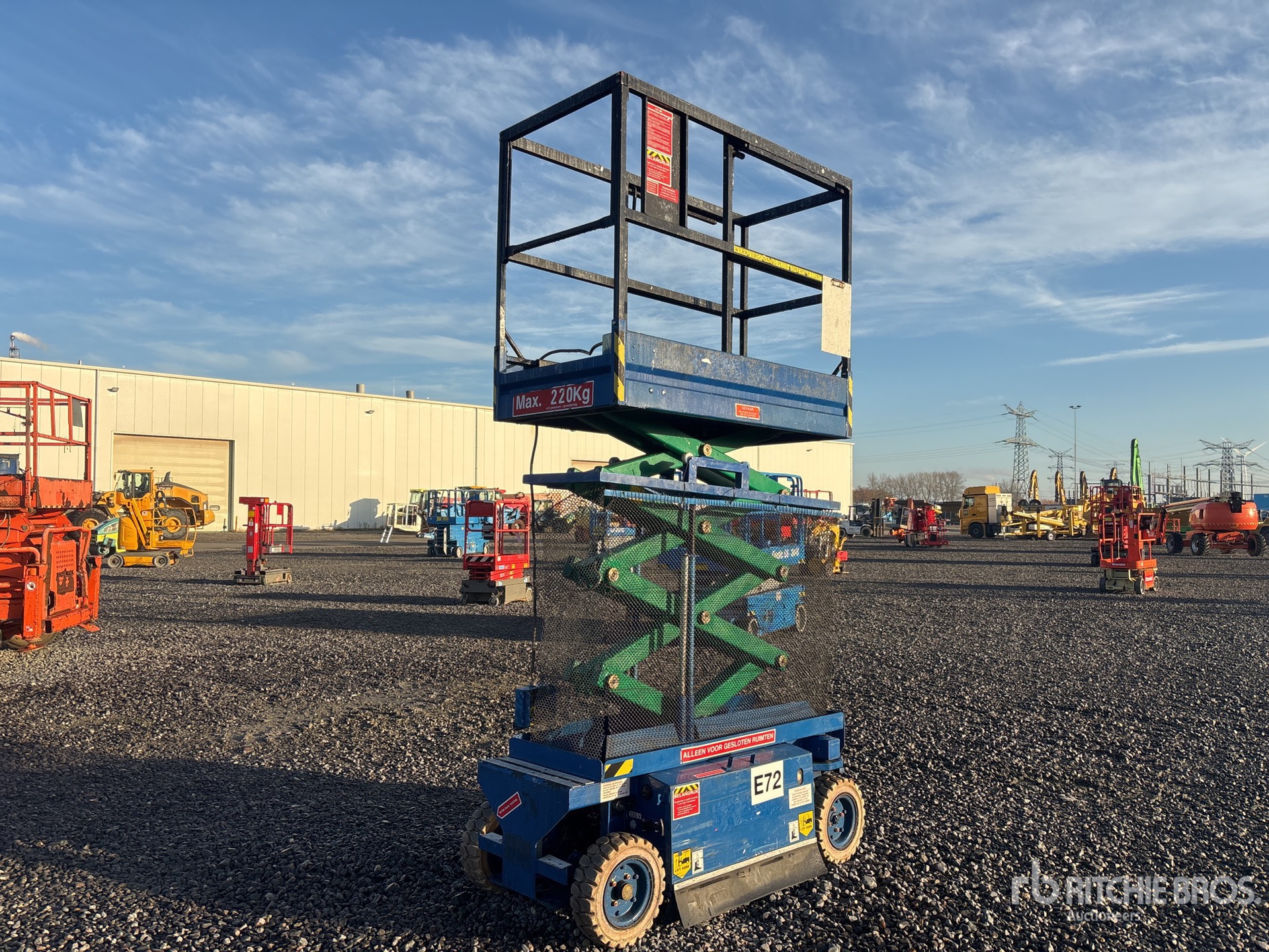 Aspect général with Image, coin avant gauche