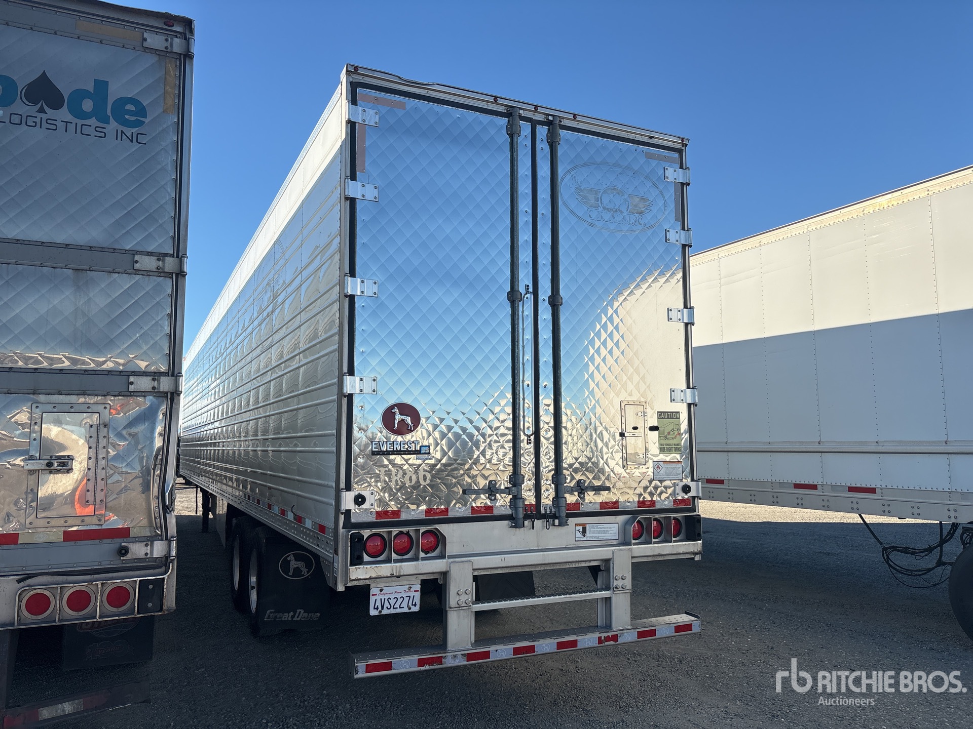 General Appearance with Foto, angolo posteriore sinistro