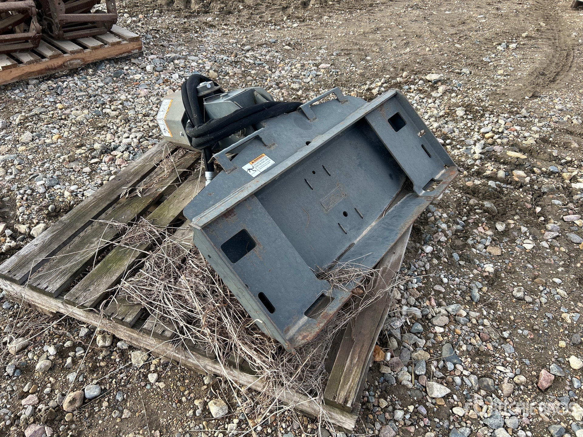 General Appearance with Foto, angolo posteriore sinistro