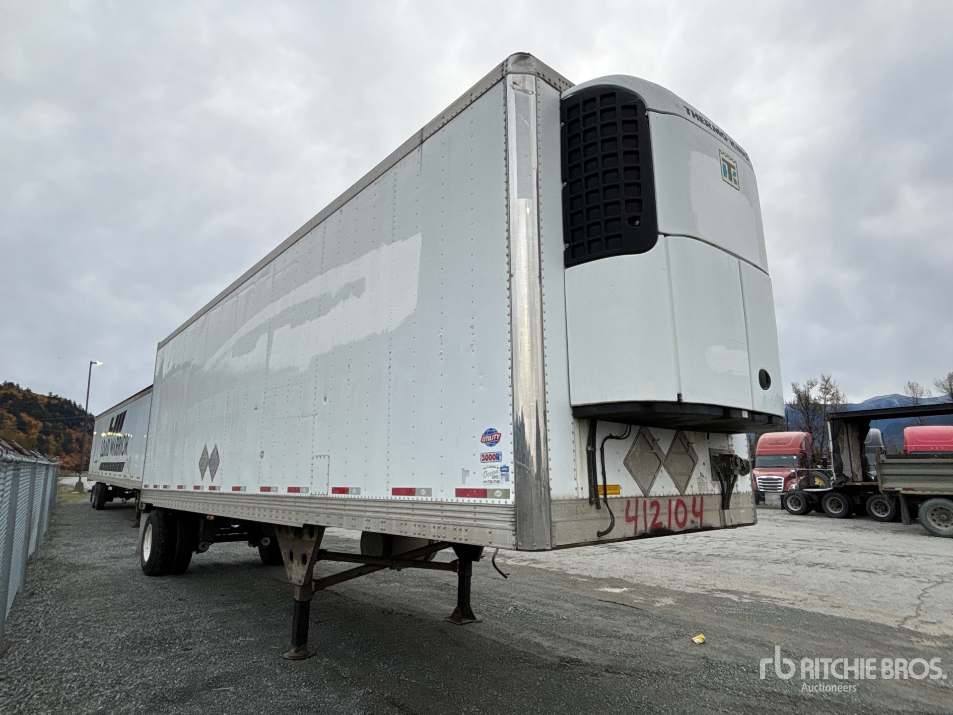 Aspect général with Image, coin avant droit