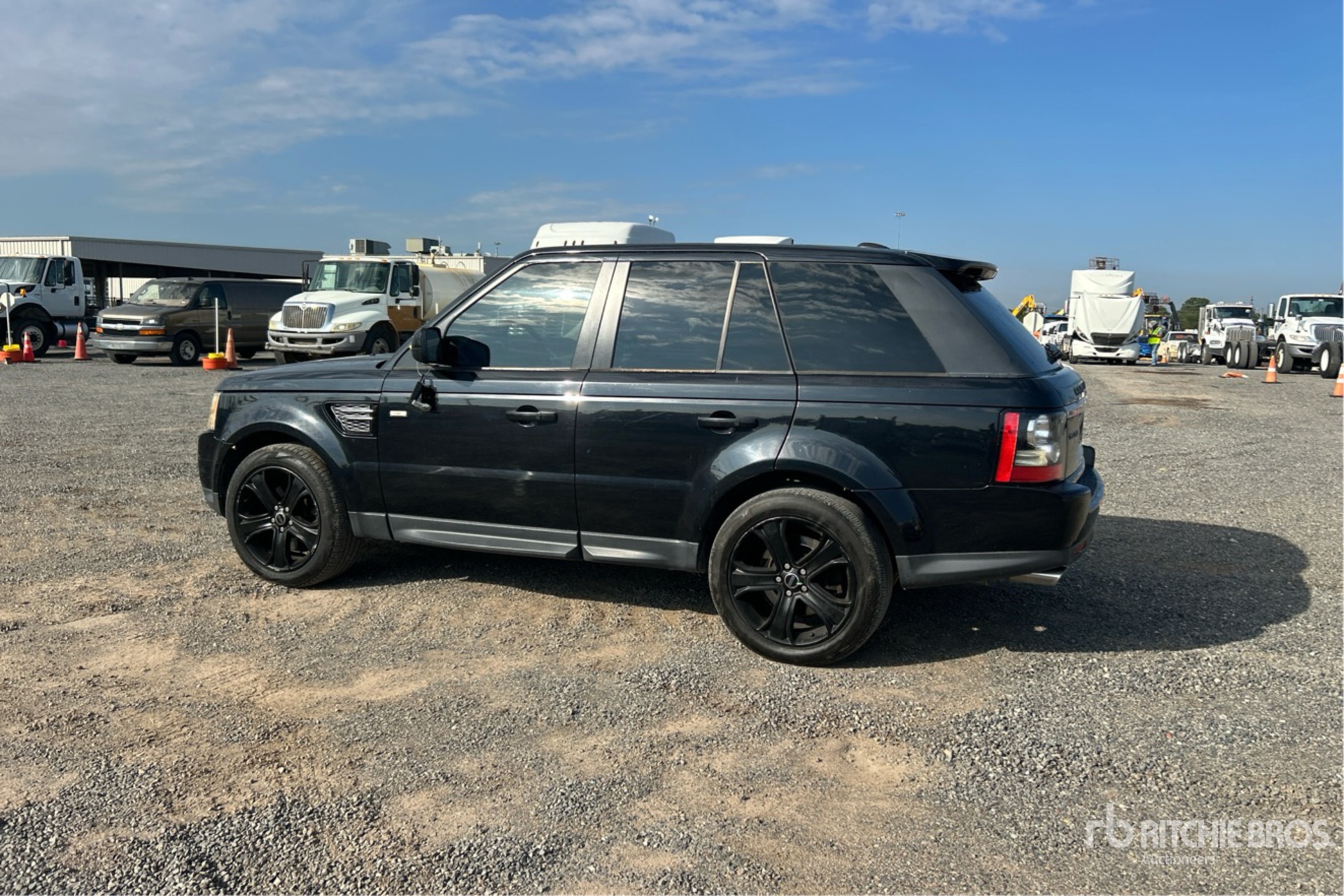 General Appearance with Bild, Ecke hinten links