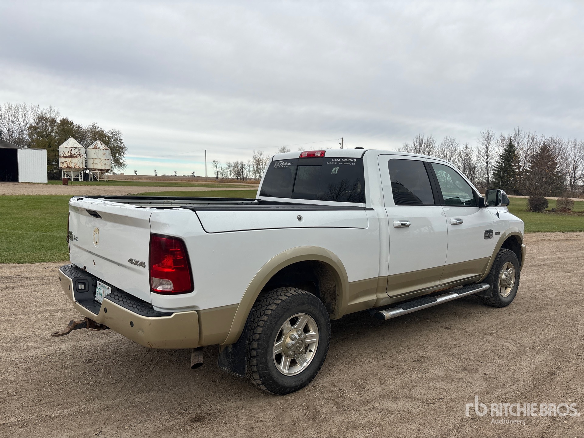 General Appearance with Picture, Right Rear Corner