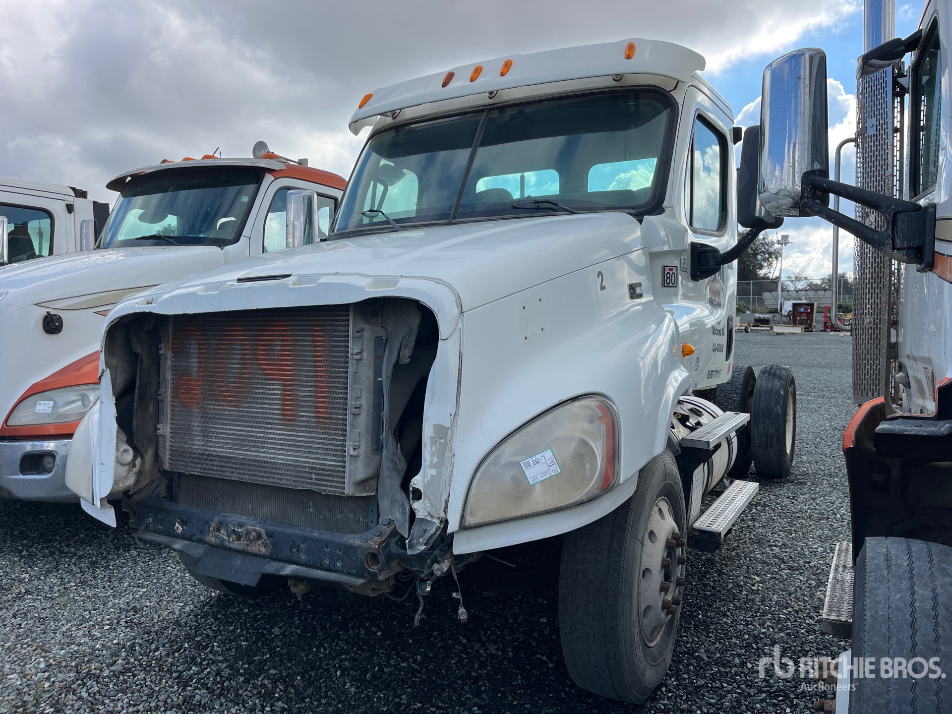 General Appearance with Picture, Left Front Corner