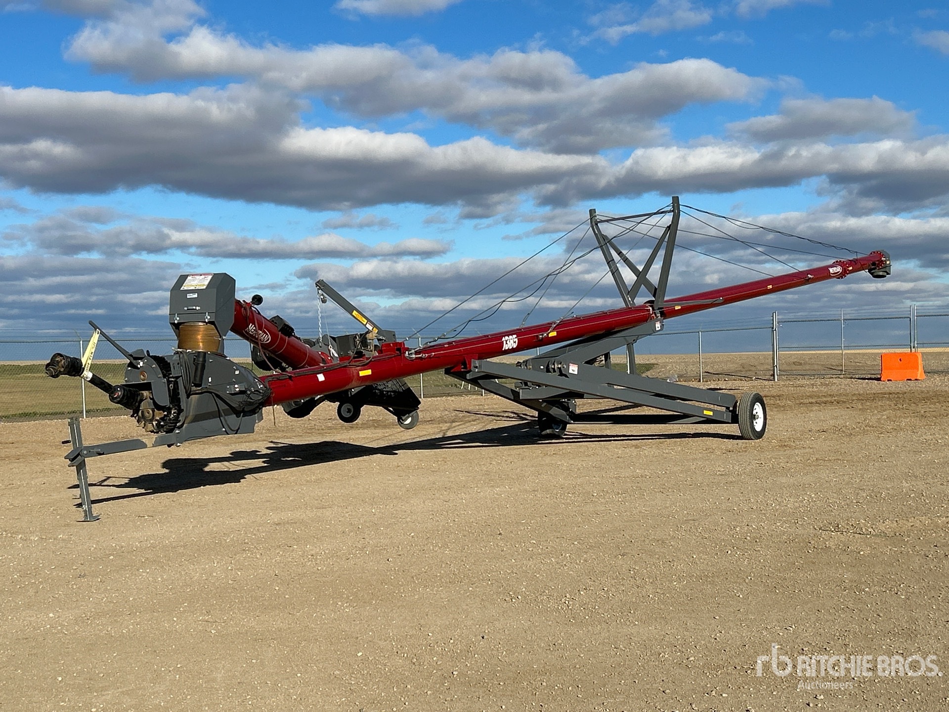 General Appearance with Bild, Ecke vorne links