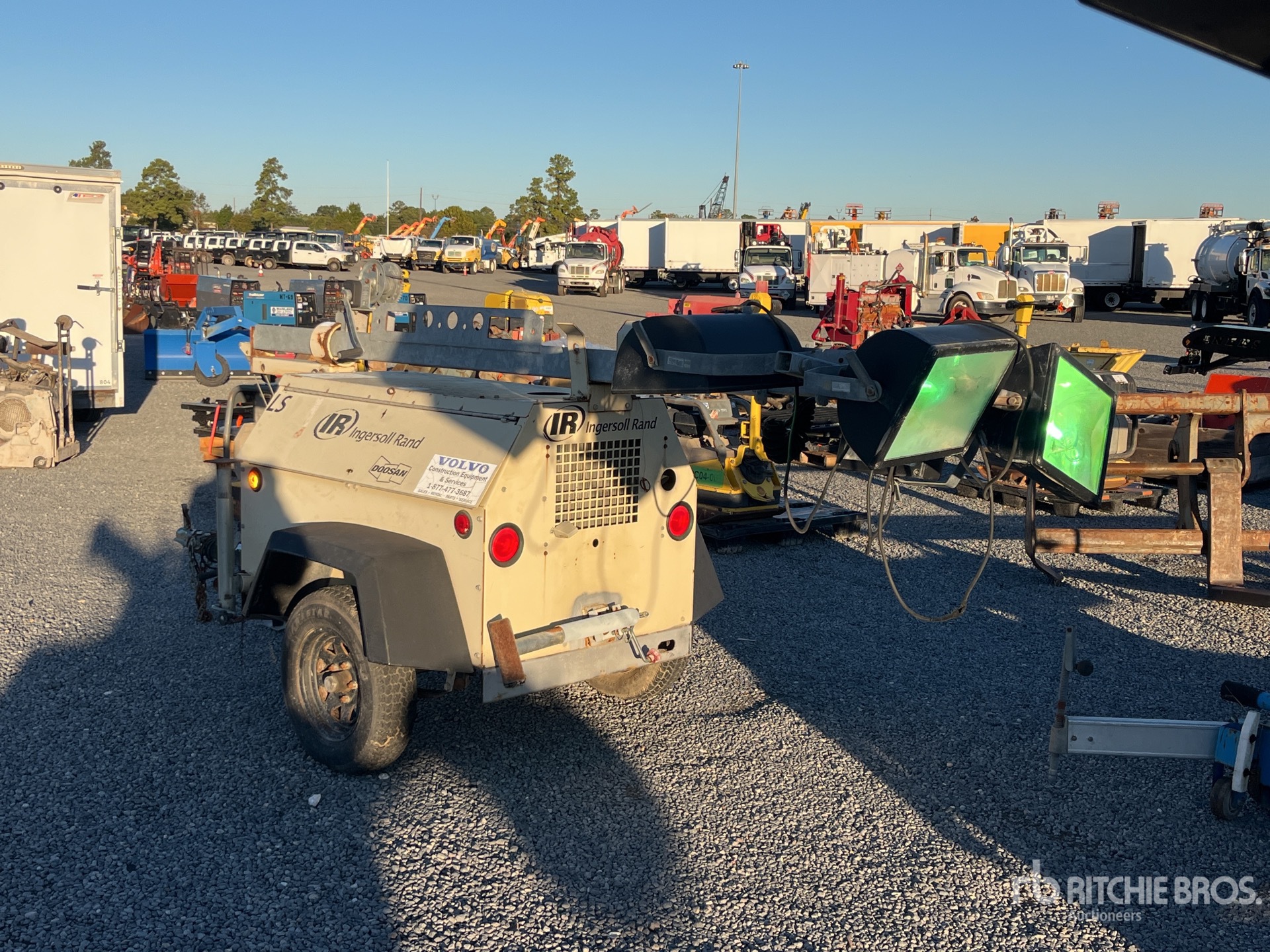 General Appearance with Imagen: esquina trasera izquierda