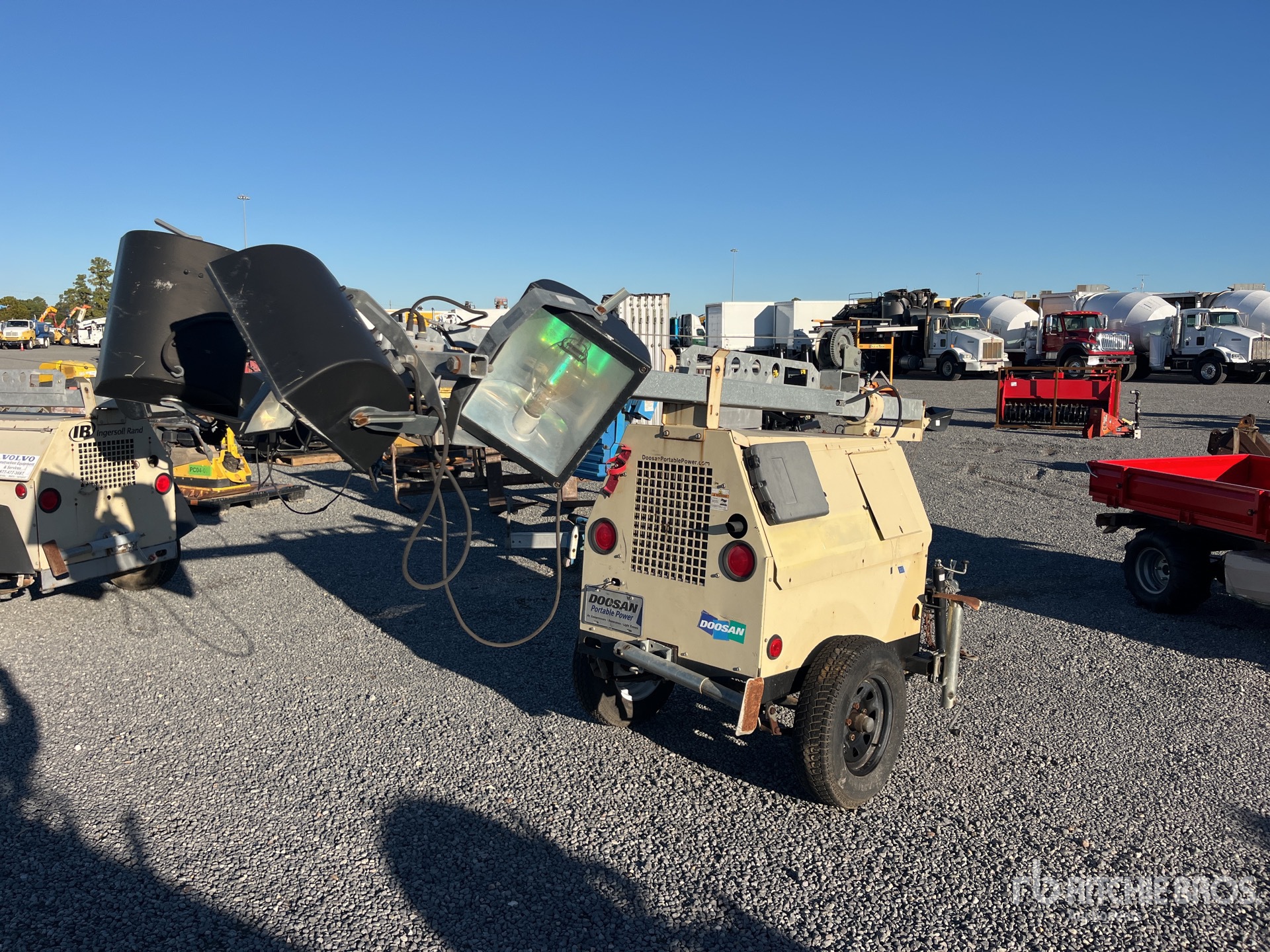 General Appearance with Imagen: esquina trasera derecha