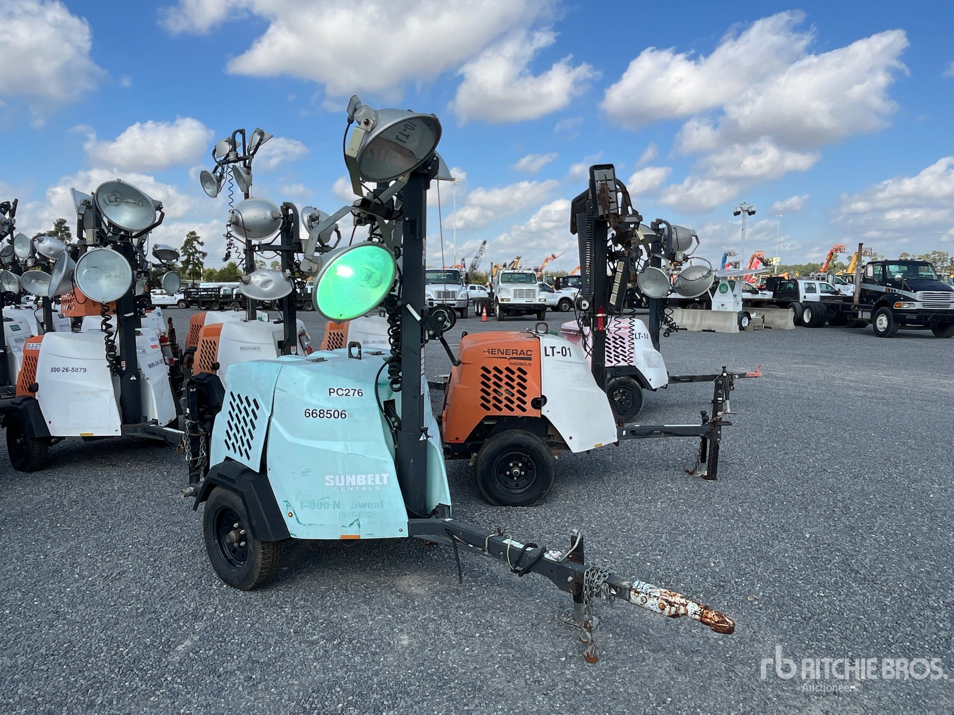 General Appearance with Image, coin avant droit