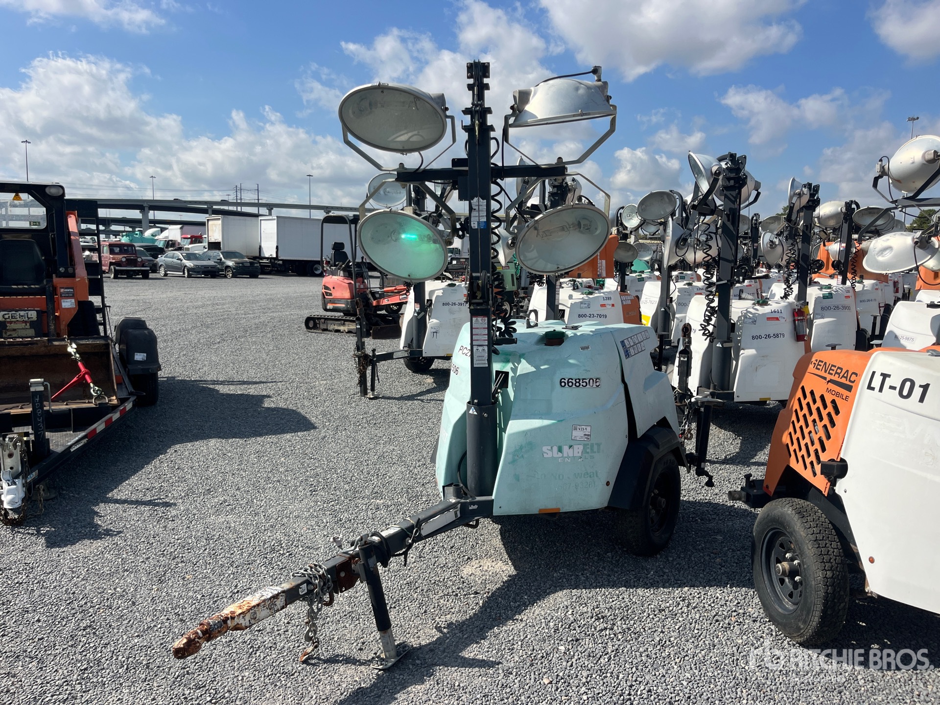 General Appearance with Image, coin avant gauche