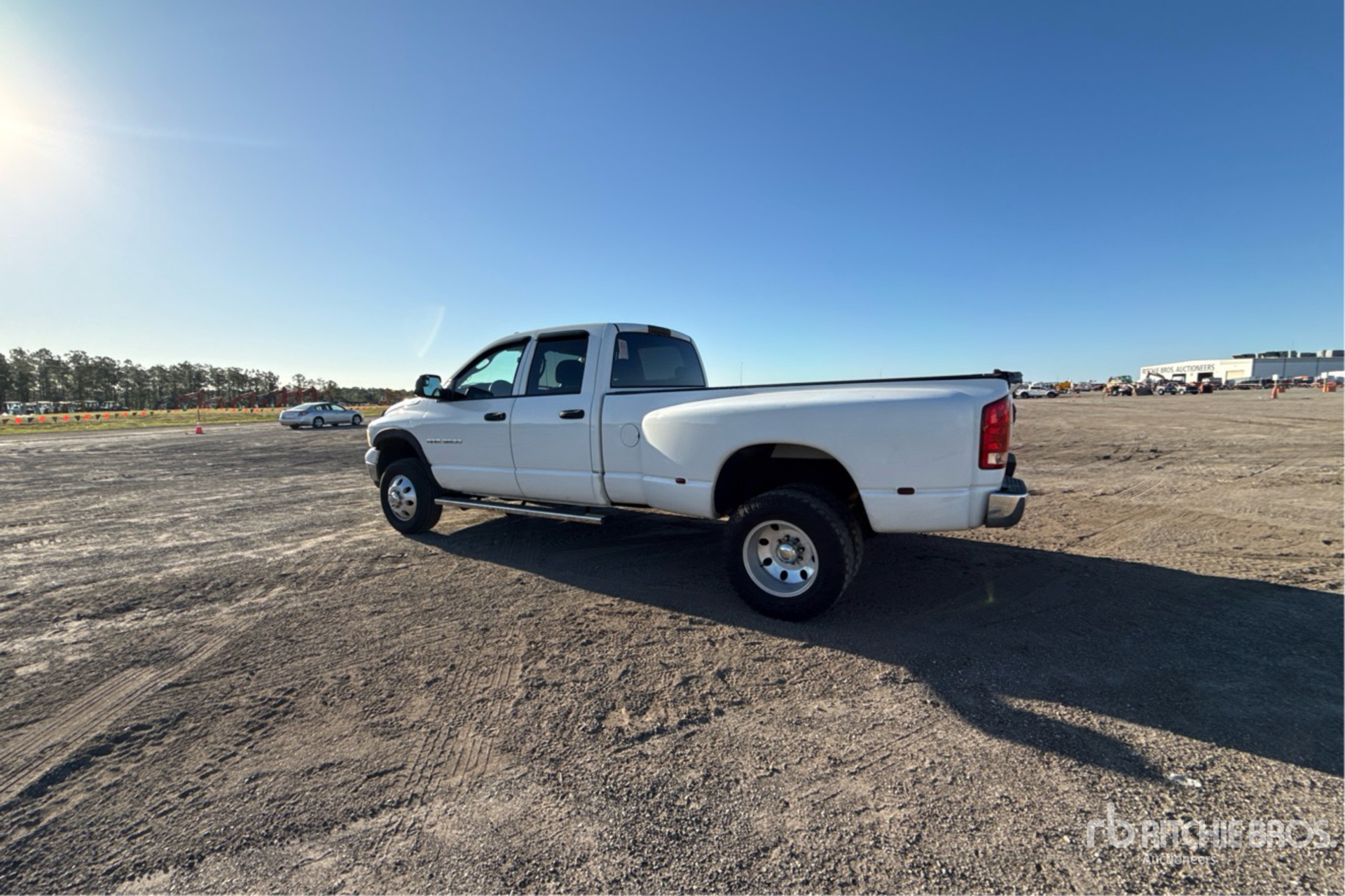 General Appearance with Imagen: esquina trasera izquierda