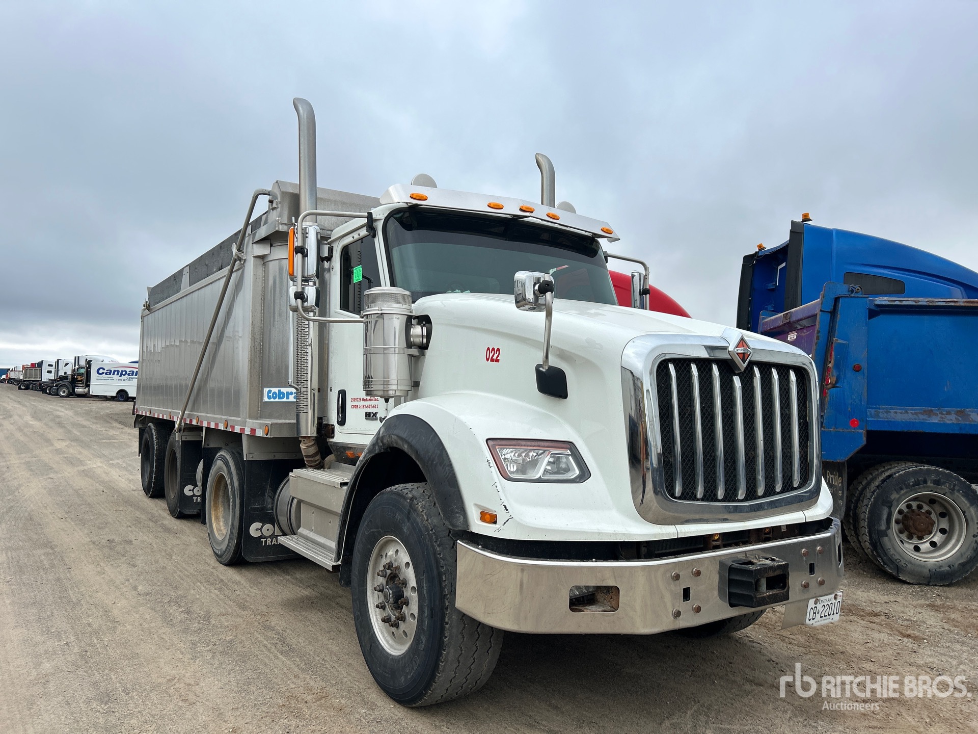 General Appearance with Picture, Right Front Corner