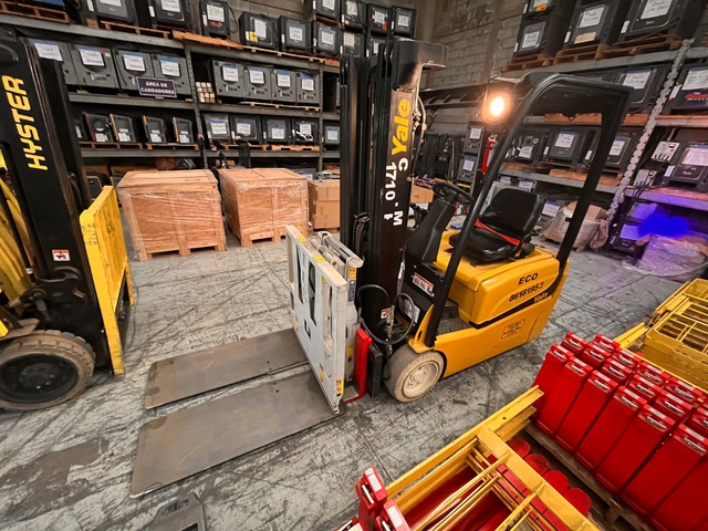 2019 Yale ERP040VT 3750 lb Electric Forklift 2019 Yale ERP040VT 3750 lb Electric Forklift