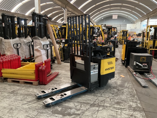 2015 Hyster BE080ZHD 8000 lb Pallet Jack