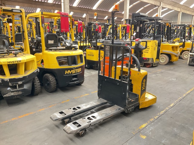 2018 Yale MPE060F 6000 lb Pallet Jack 2018 Yale MPE060F 6000 lb Pallet Jack