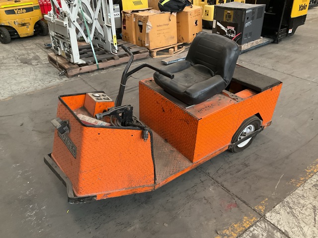 2016 Motrec E-242 Tow Tractor