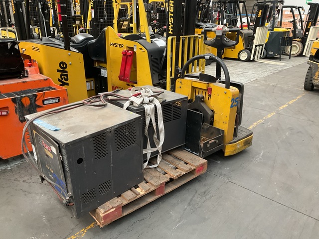 2016 Yale MPE060F 6000 lb Pallet Jack 2016 Yale MPE060F 6000 lb Pallet Jack