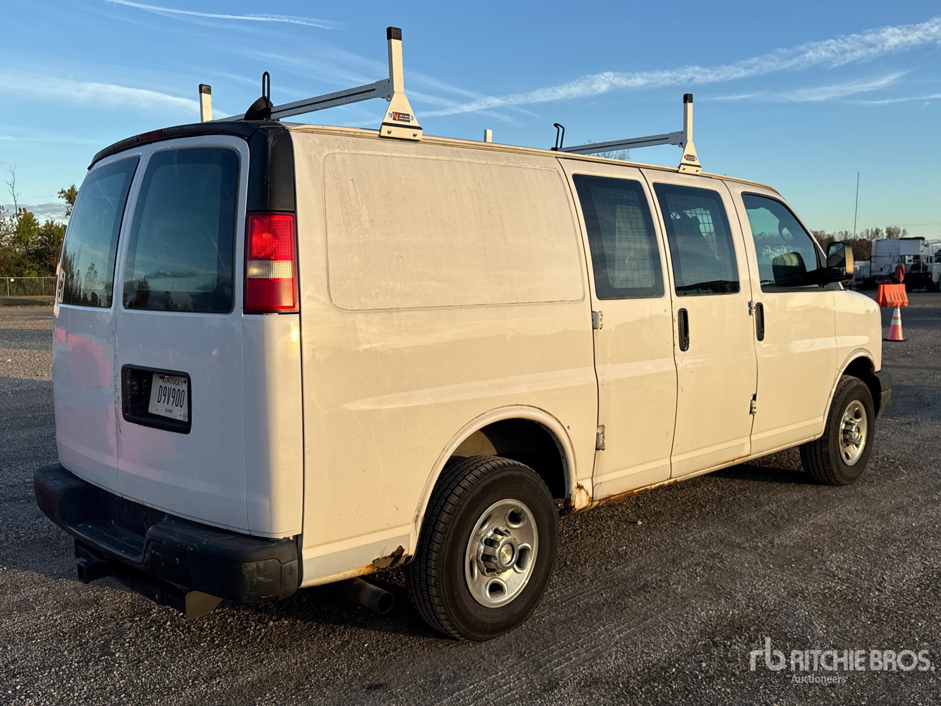 General Appearance with Picture, Right Rear Corner