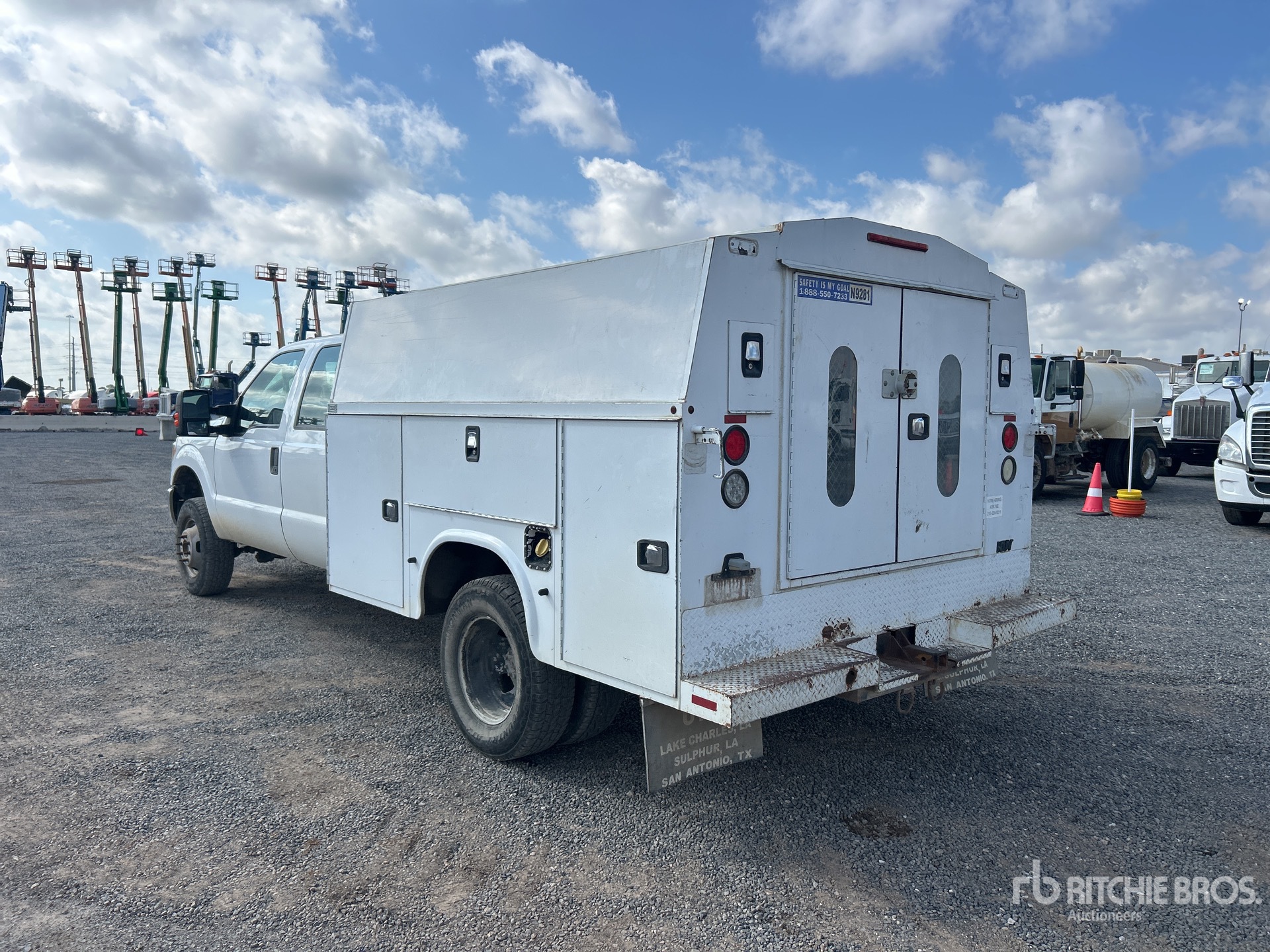 General Appearance with Zdjęcie, lewy dolny róg