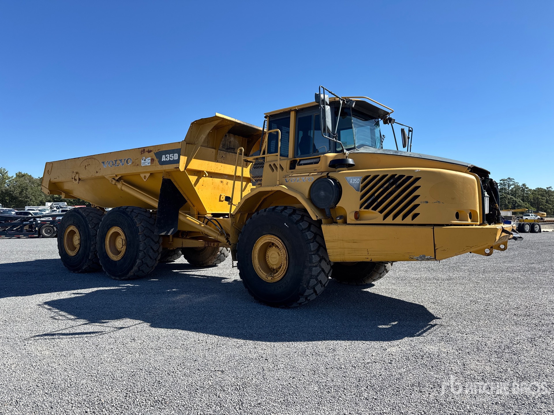 General Appearance with Foto, angolo anteriore destro