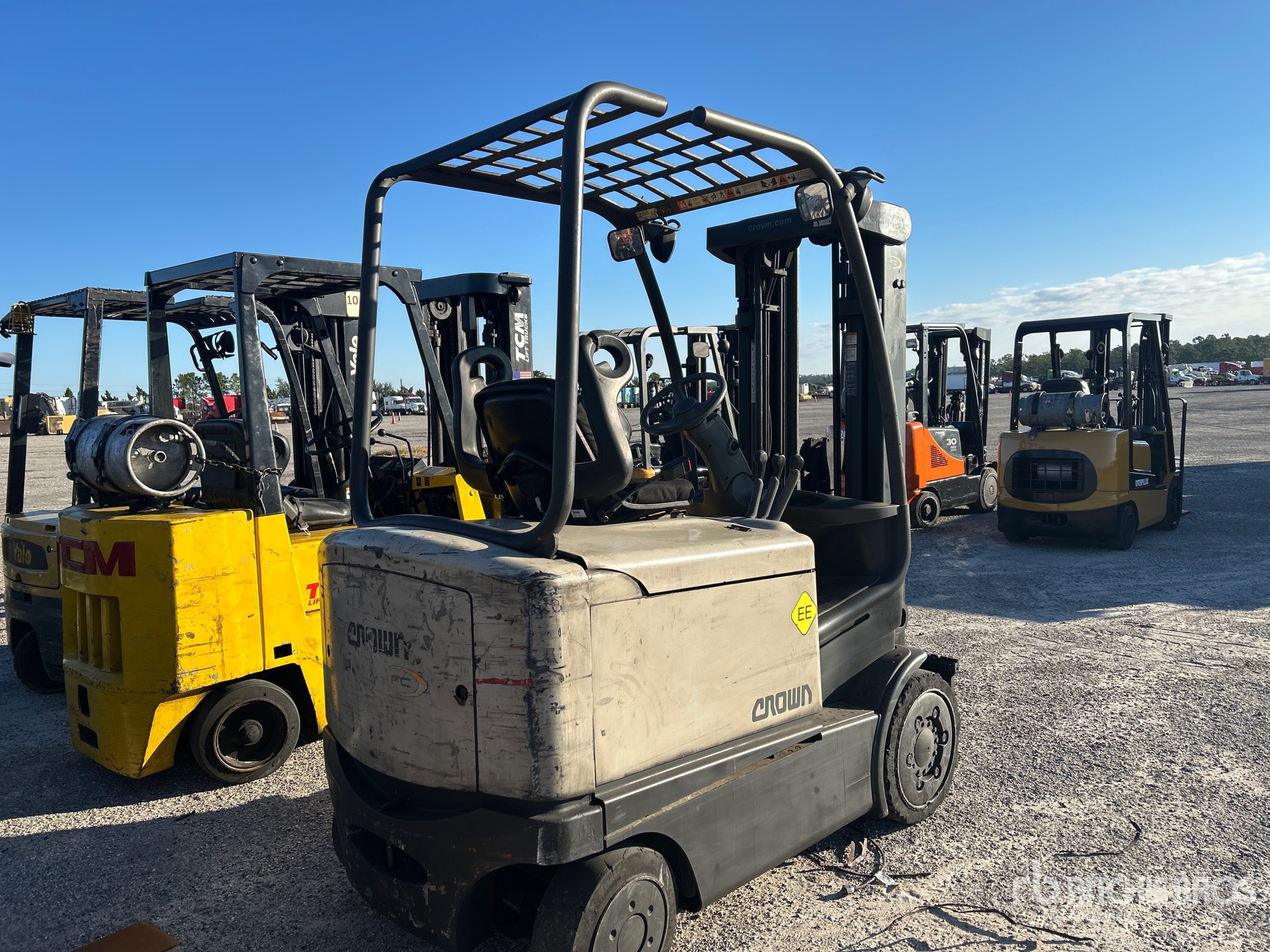 General Appearance with Bild, Ecke hinten rechts