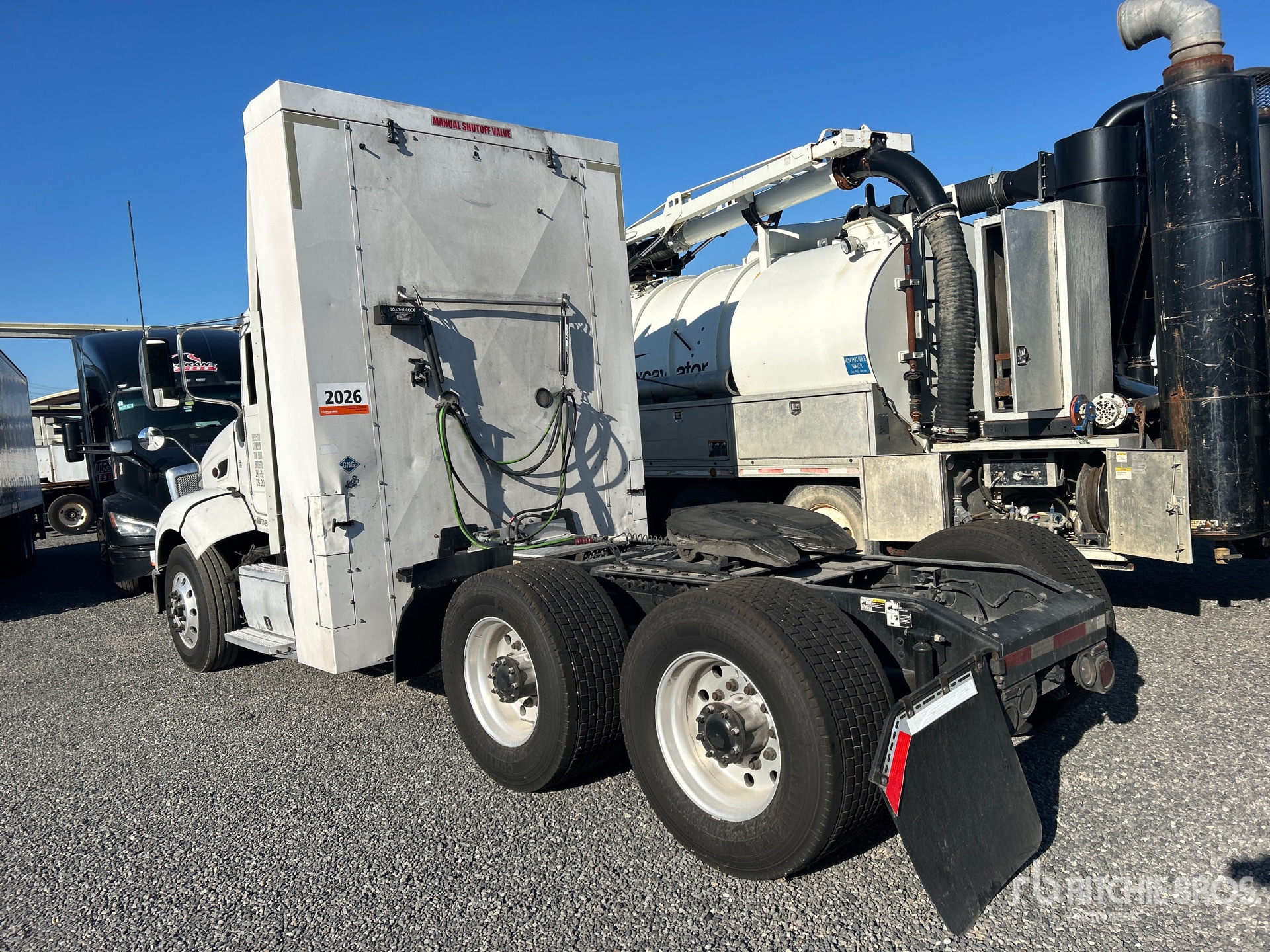 General Appearance with Zdjęcie, lewy dolny róg