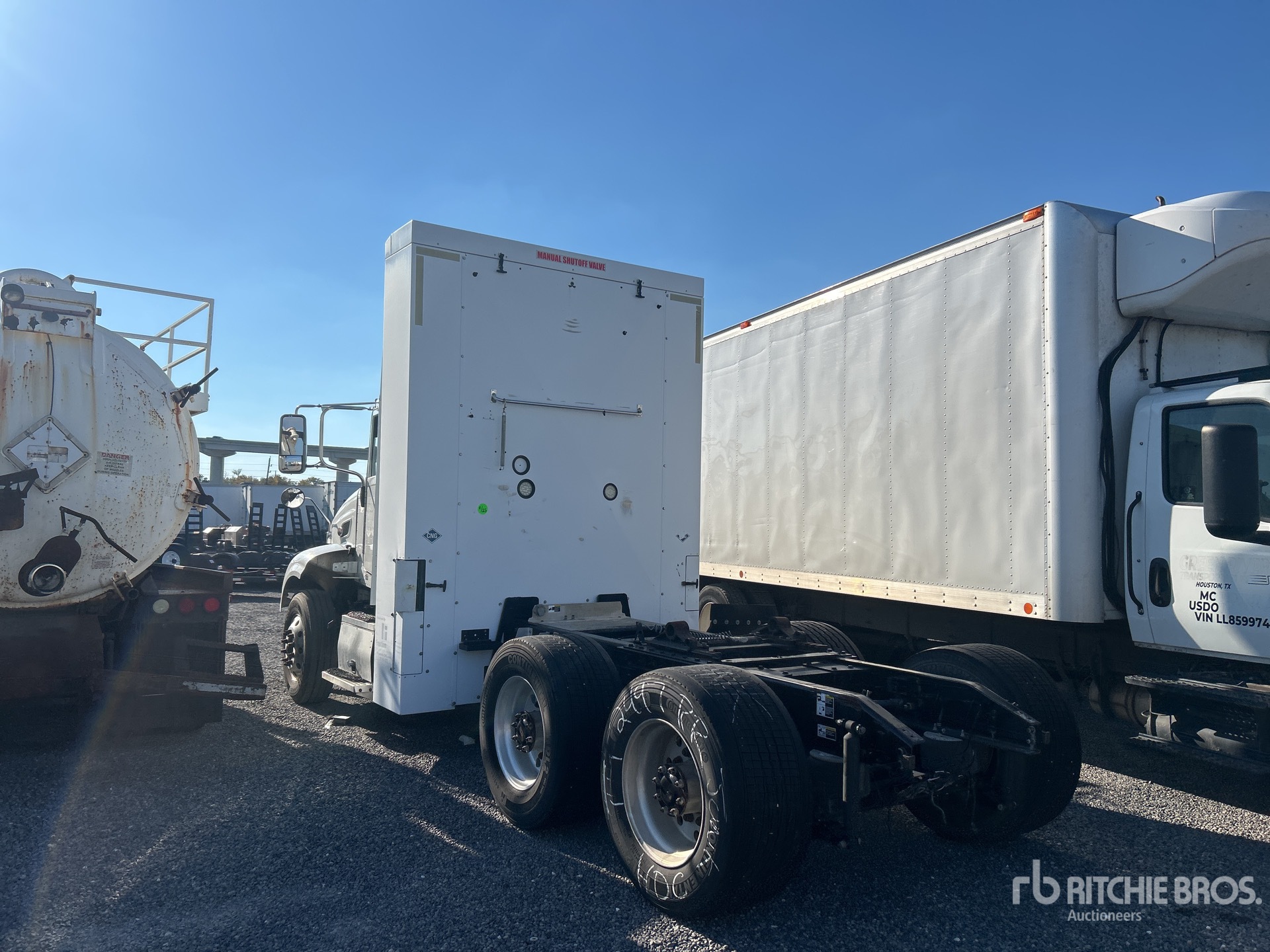 General Appearance with Zdjęcie, lewy dolny róg