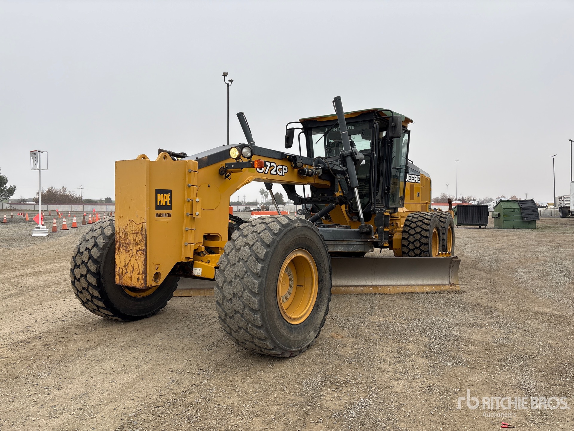 General Appearance with Featured Photo