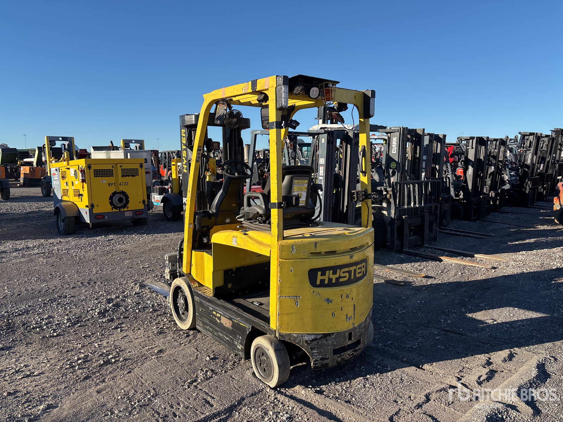 General Appearance with Imagen: esquina trasera izquierda