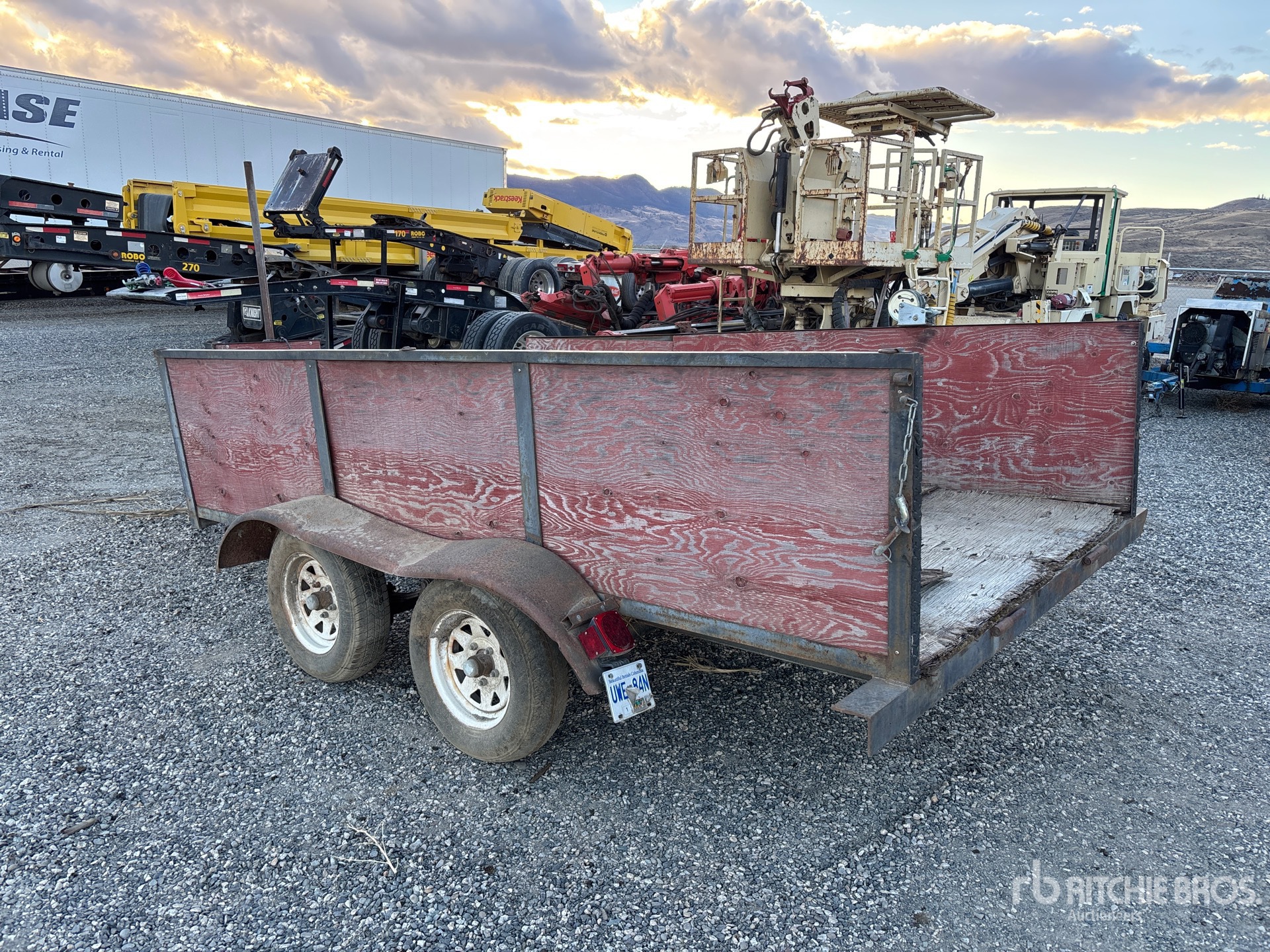 Aspect général with Image, coin arrière gauche