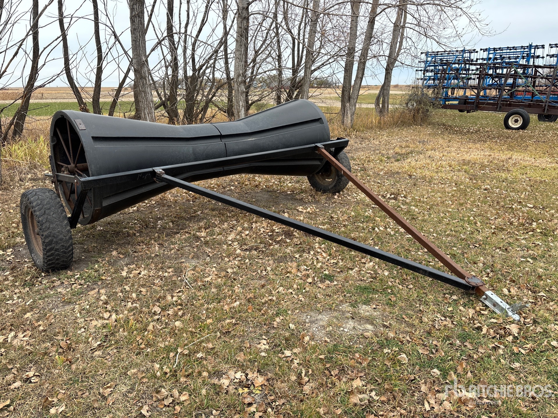 General Appearance with Bild, Ecke vorne rechts