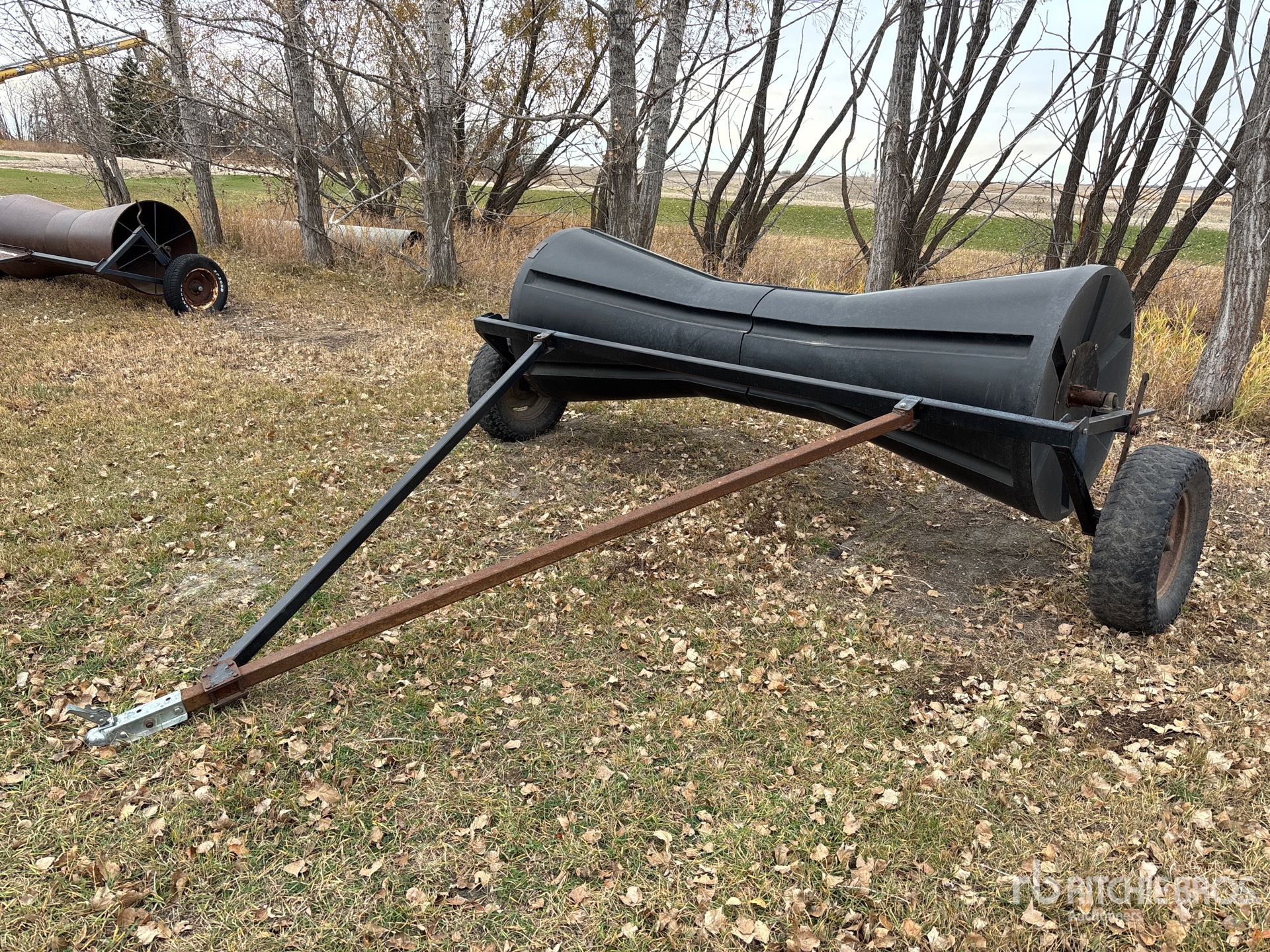 General Appearance with Bild, Ecke vorne links