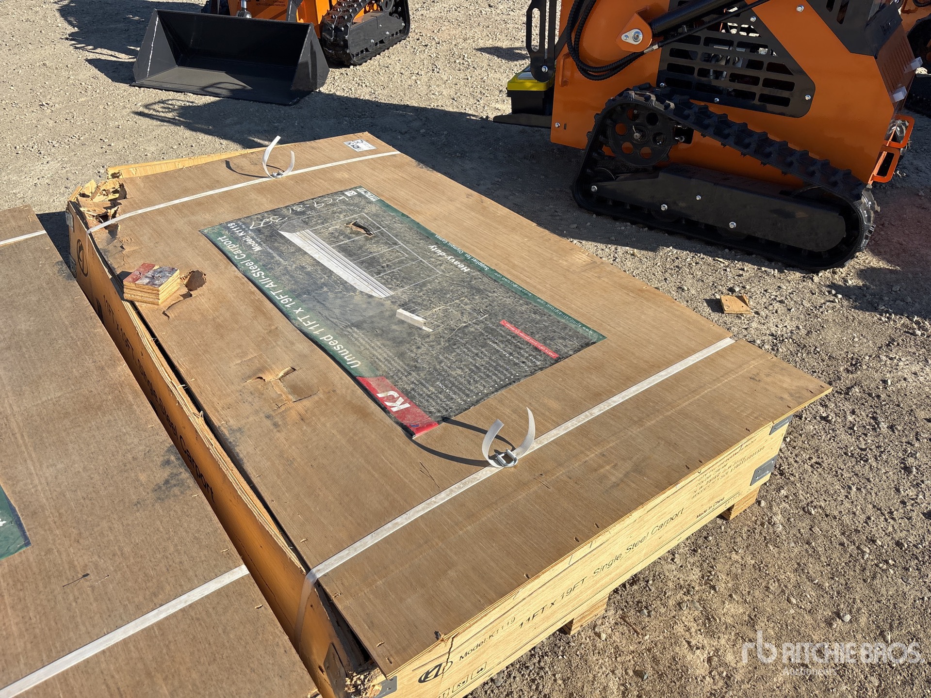 General Appearance with Picture, Right Rear Corner