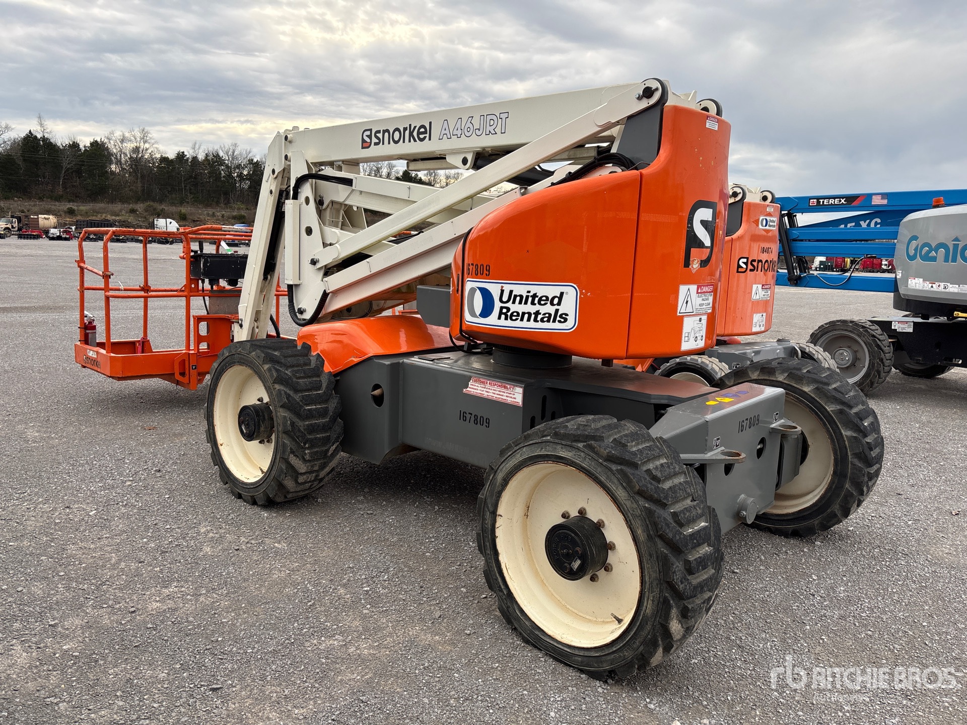 General Appearance with Picture, Left Rear Corner