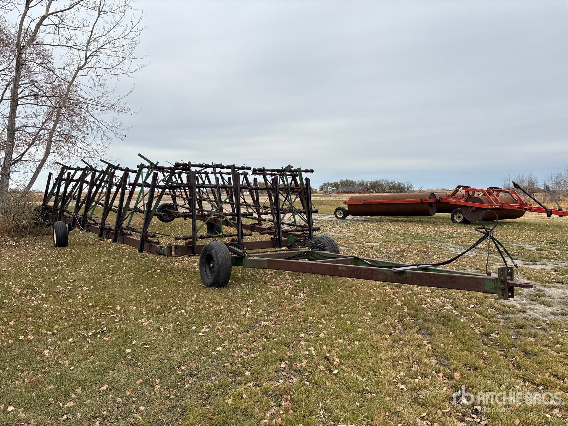 General Appearance with Bild, Ecke vorne rechts