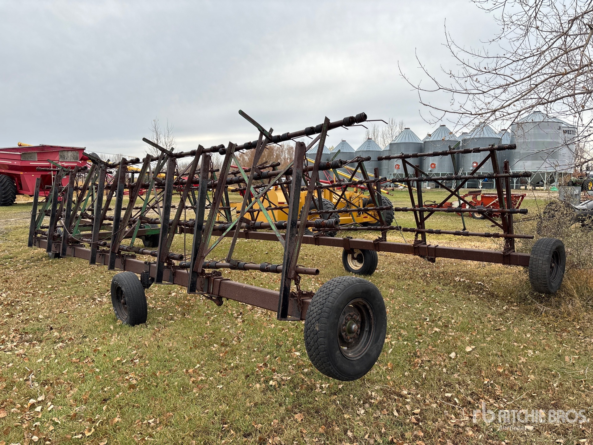 General Appearance with Bild, Ecke hinten links