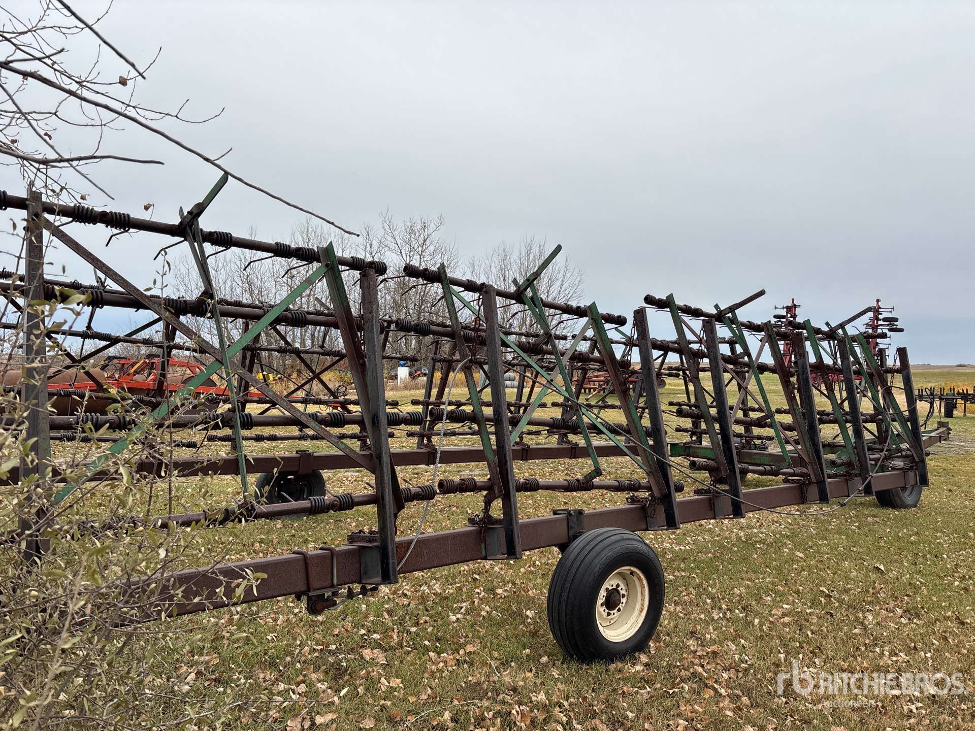 General Appearance with Bild, Ecke hinten rechts