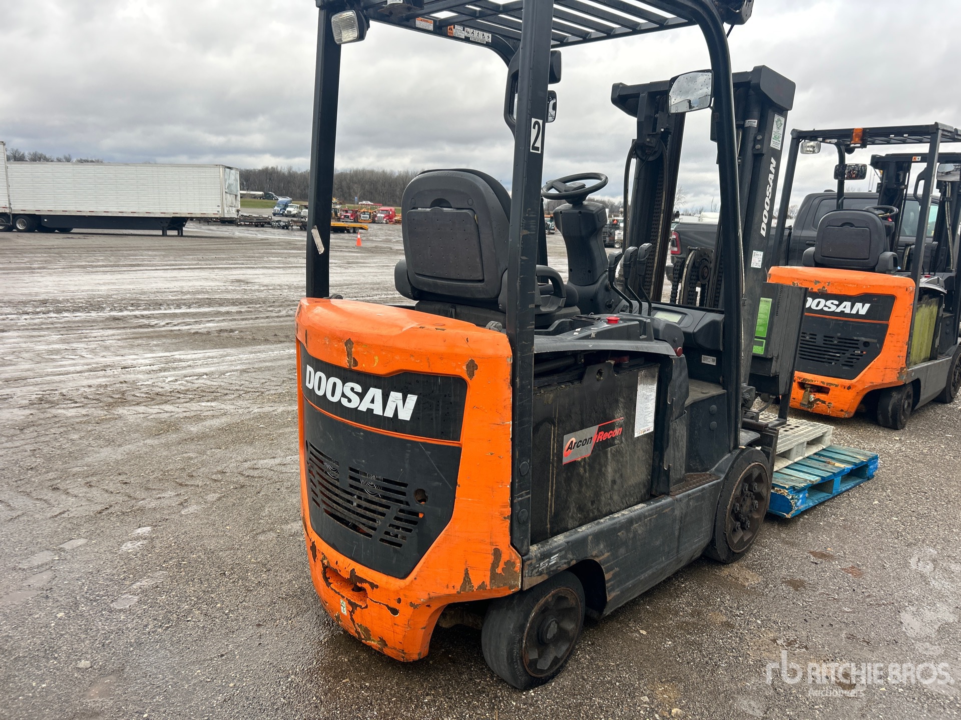 General Appearance with Picture, Right Rear Corner