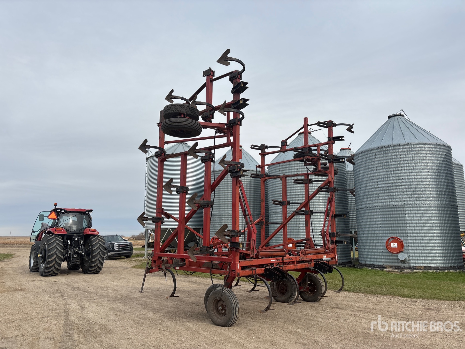 General Appearance with Bild, Ecke hinten links