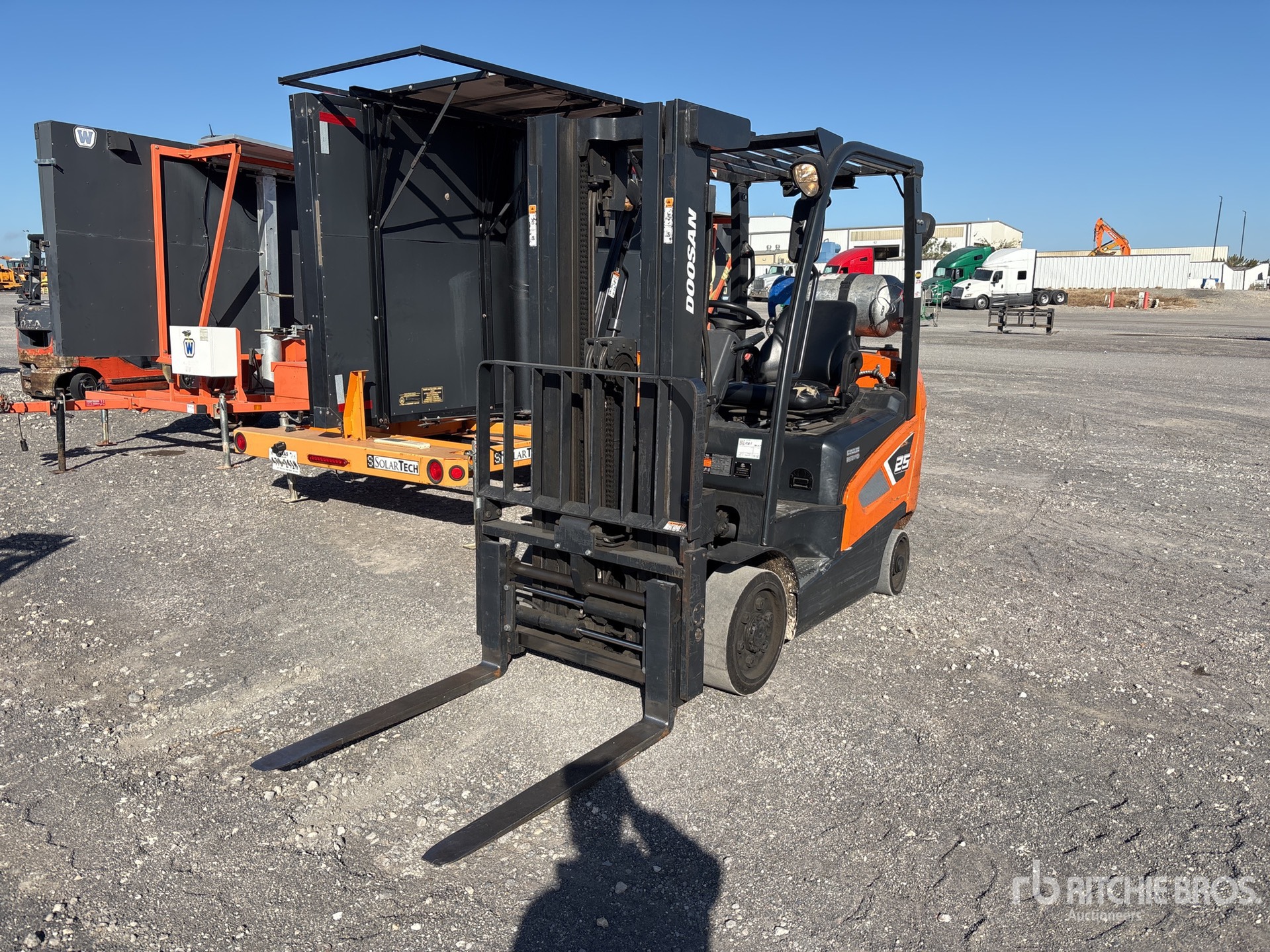 General Appearance with Picture, Left Front Corner