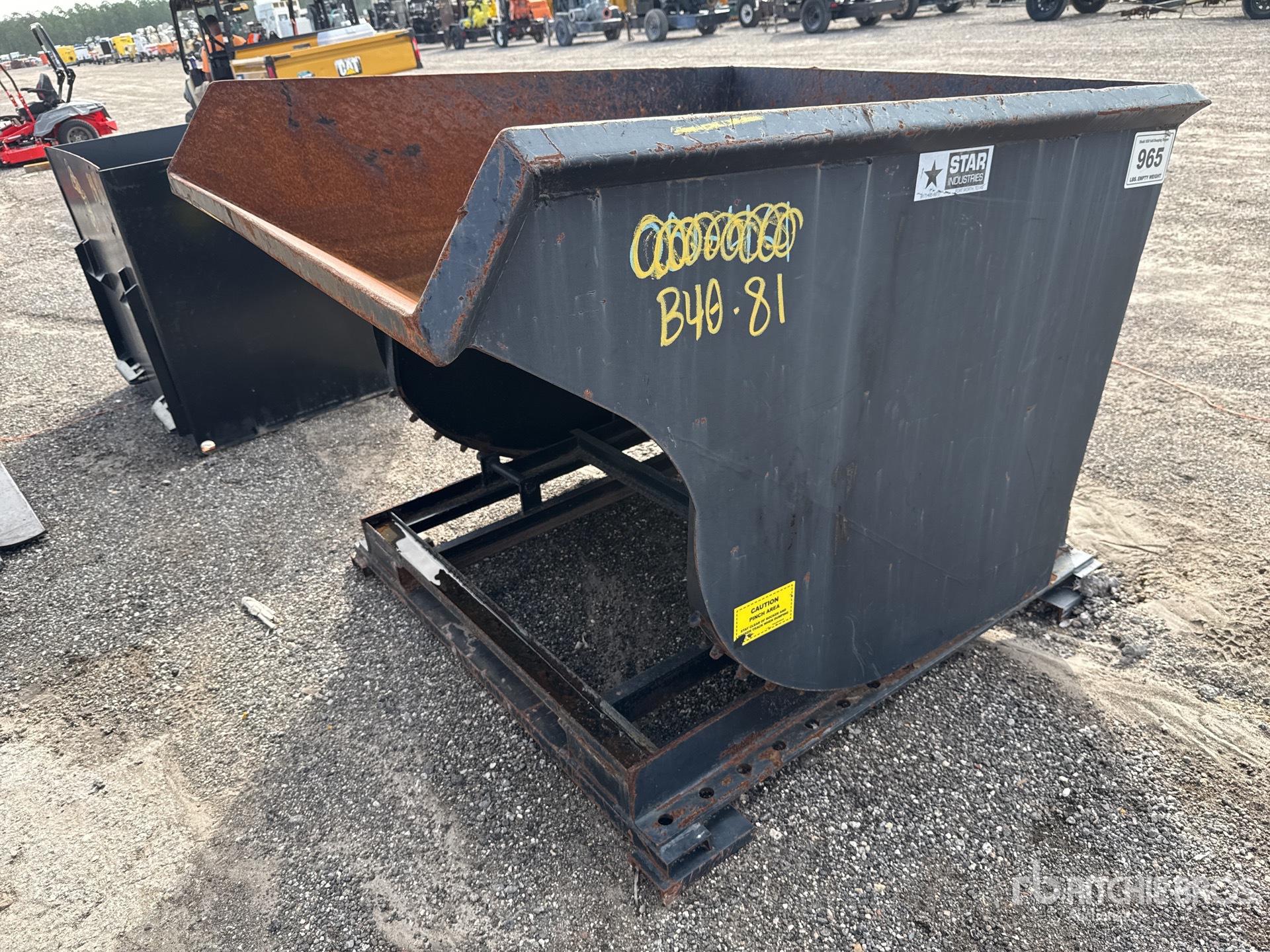 General Appearance with Imagen: esquina trasera derecha