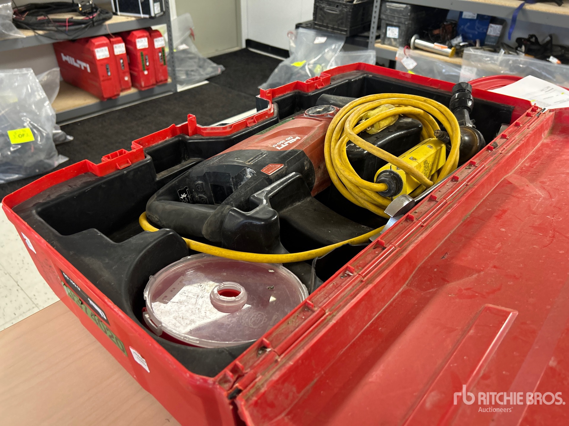 General Appearance with Bild, Ecke hinten links