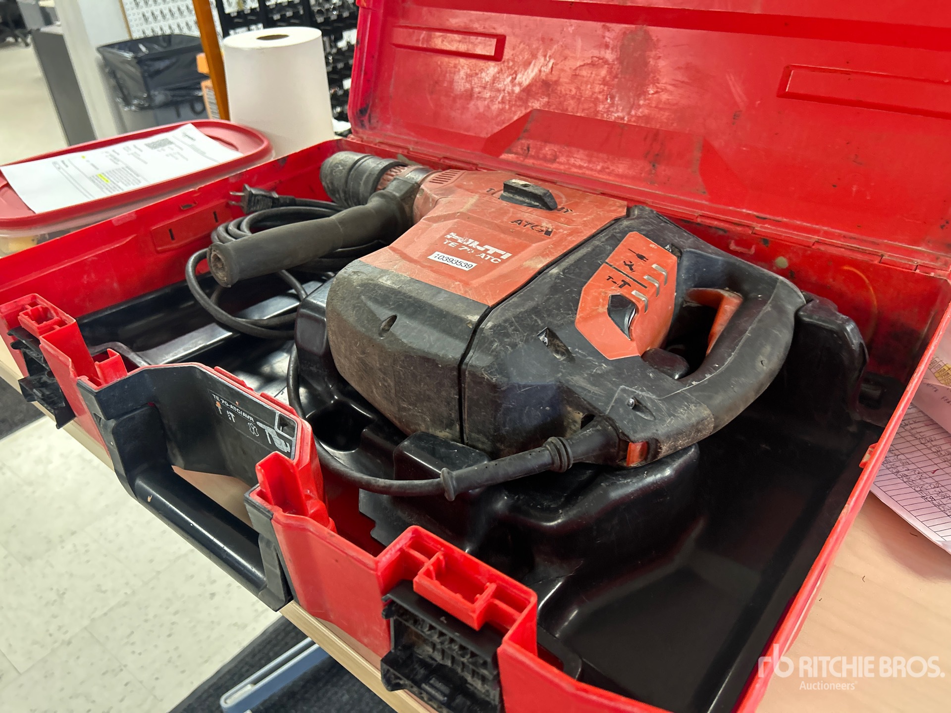 General Appearance with Image, coin arrière droit