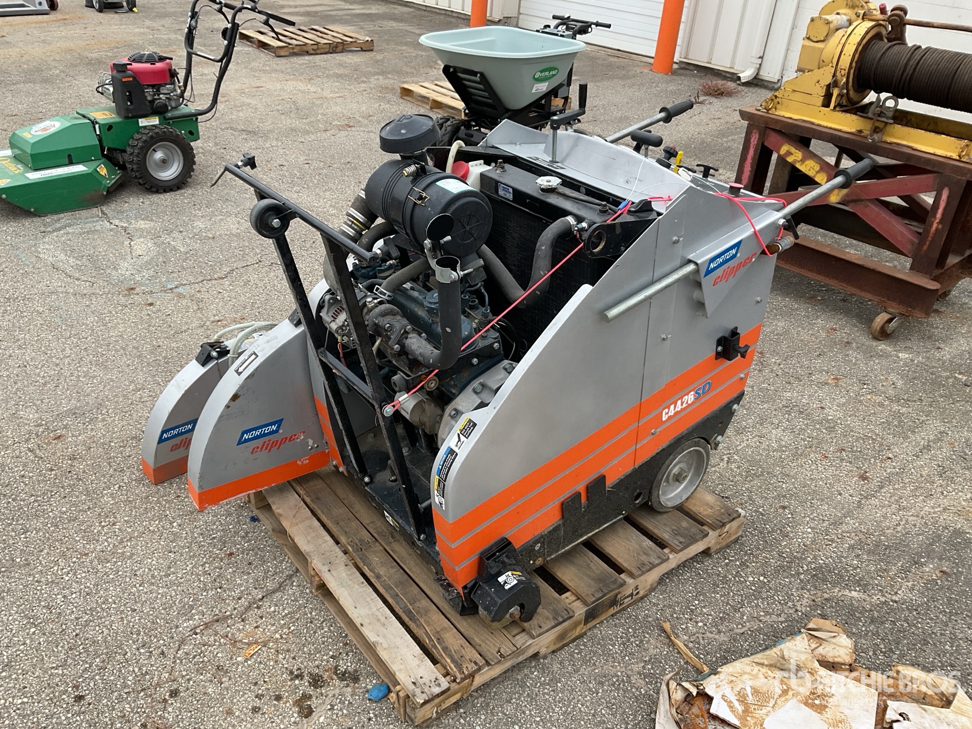 General Appearance with Picture, Left Front Corner